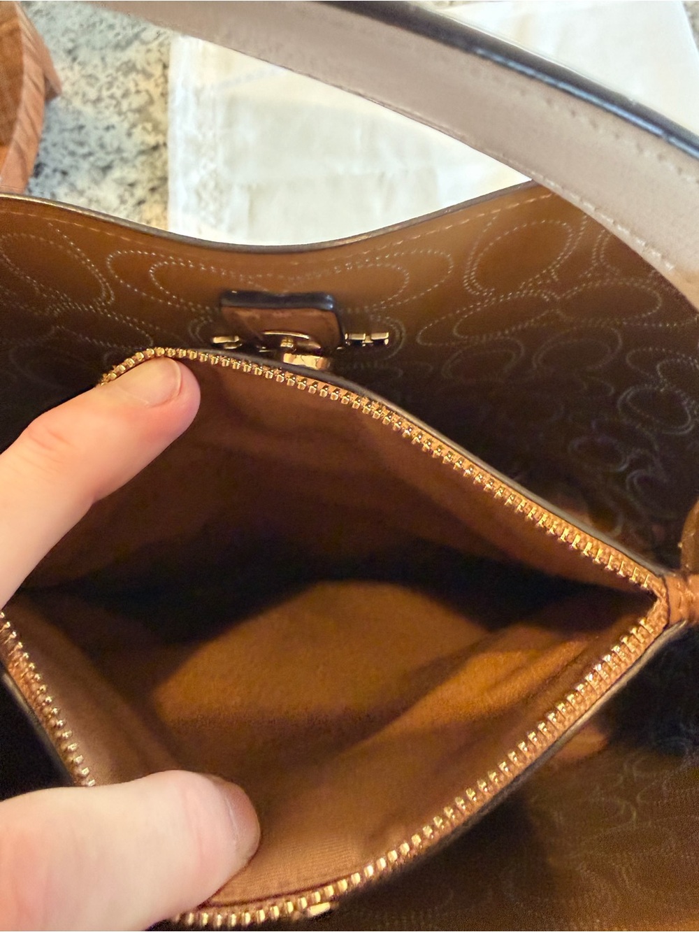 Coach Large Town Bucket Bag in Perforated Leather Style 1008 EUC - Picture 7 of 12
